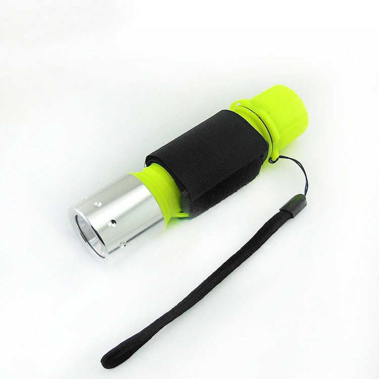 Diving Flashlight Rechargeable and Waterproof